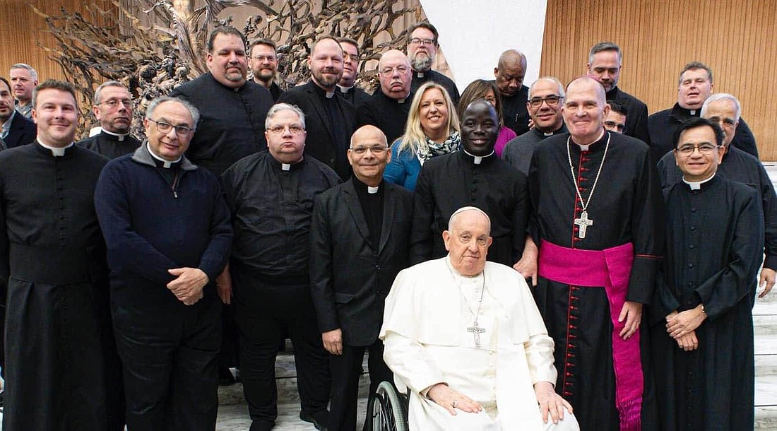 Bishop O'Connell, priests of the Diocese and two diocesan staff had an opportunity to have a photo taken with Pope Francis following the Holy Father's Jan. 10 general audience. Vatican Media photo