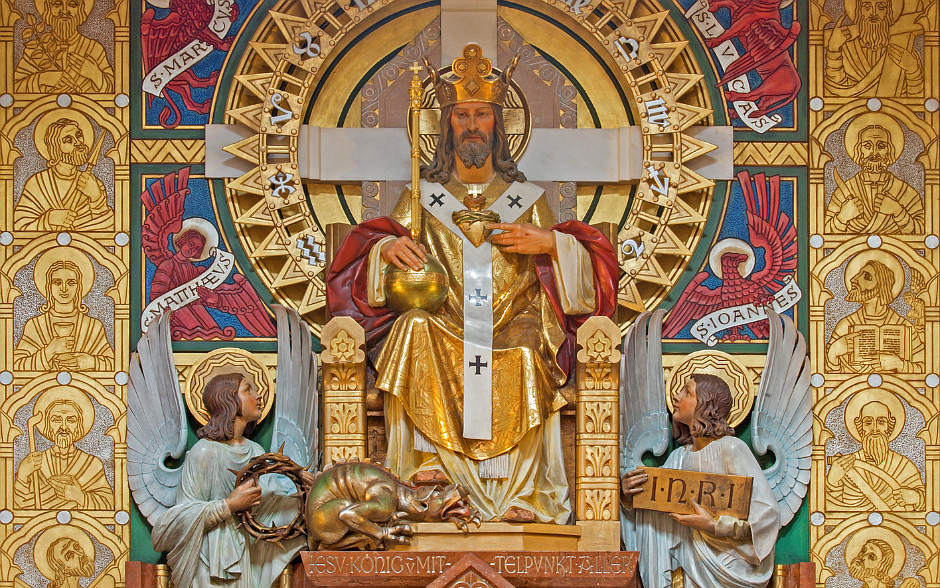 Modern Christ the King statue by architect Richard Jordan and artist Ludwig Schadlier in Carmelites Church, Vienna. Getty images.