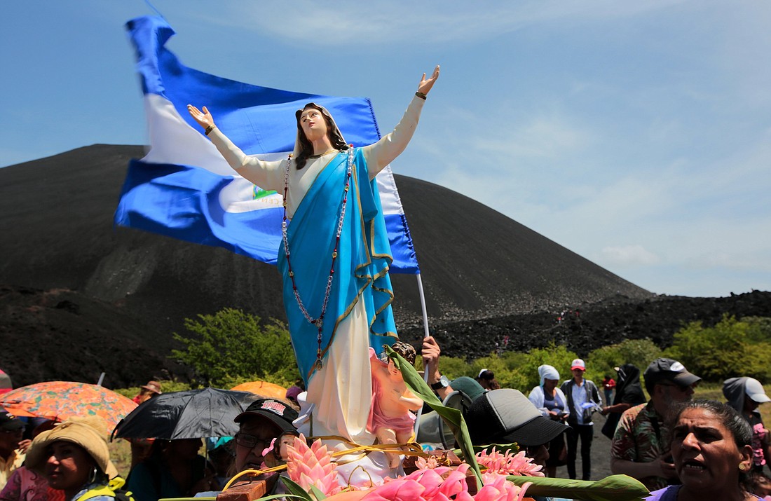 Nicaraguans carry a statue of Mary during an Aug. 14, 2018,  pilgrimage in Leon to demand an end to violence in the country. Pope Francis and the country's bishops in exile prayed for Nicaragua as the Central American country observed the Immaculate Conception of Mary amid persecution on Dec. 8, 2024. (OSV News photo/Oswaldo Rivas, Reuters)