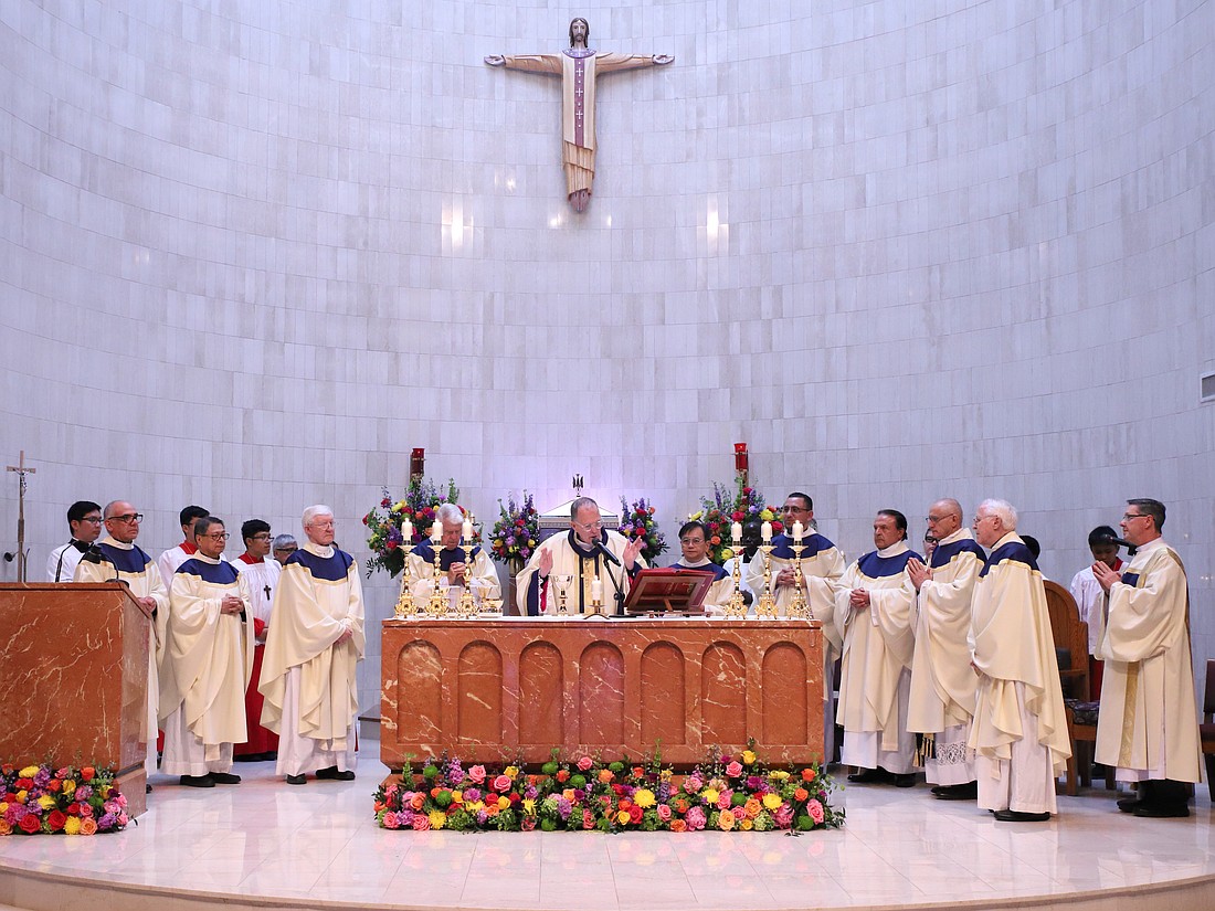 Bishop O'Connell, Father Oscar Sumanga, Father Arian Wharff and other priests concelebrate the Mass of Thanksgiving marking the 140th anniversary of St. Anthony of Padua Parish, Hightstown. John Batkowski photo