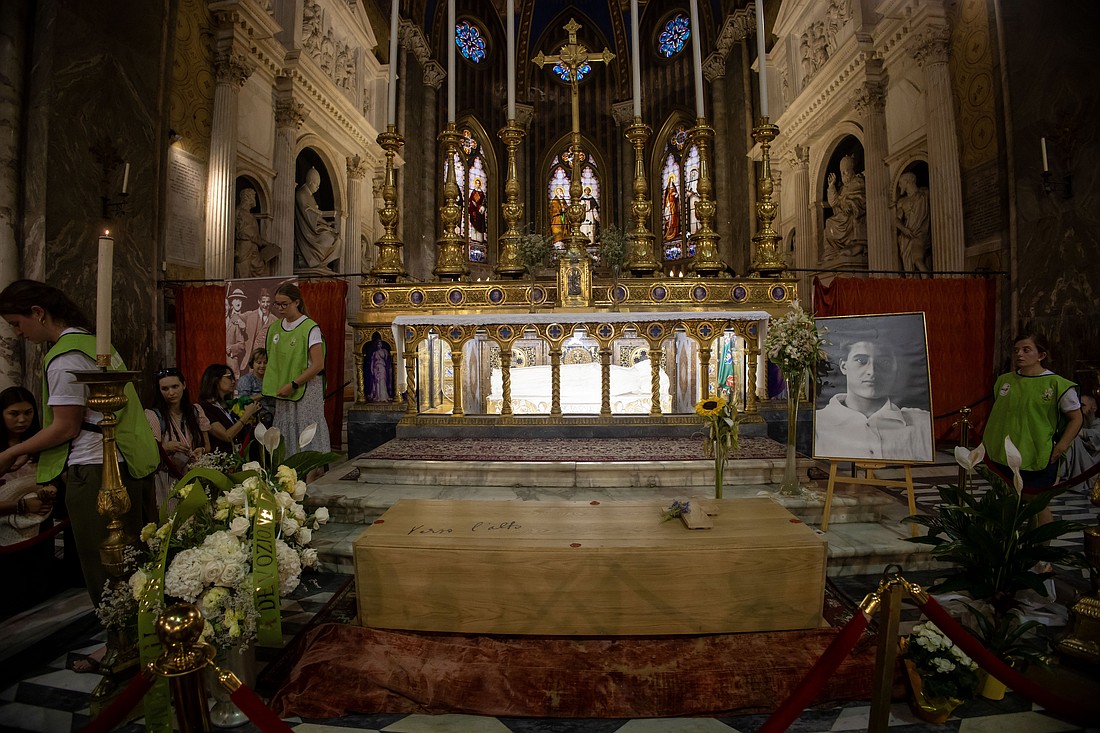 The body of Blessed Pier Giorgio Frassati lies in a casket brought from his tomb in Turin, Italy, to the Basilica of Santa Maria sopra Minerva in Rome July 31, 2025, for the Jubilee of Youth. His casket was placed in front of the high altar where lies the tomb of St. Catherine of Siena, to whom he was devoted. (CNS photo/Pablo Esparza).