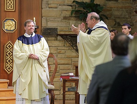 Sacred Heart, Riverton, welcomes new pastor