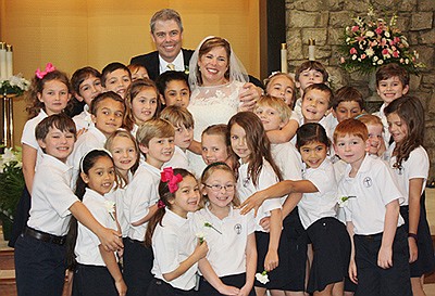 SUBSCRIBER EXCLUSIVE: Georgia teacher marries beau with her second-graders in the front row