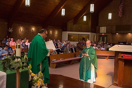 Father John C. Garrett installed as pastor of Resurrection Parish, Delran