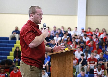 SUBSCRIBER EXCLUSIVE: Olympic pressure? Wrestler relies on faith to help him cope