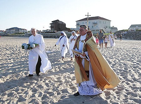 Shore parishes bless the sea on feast of the Assumption