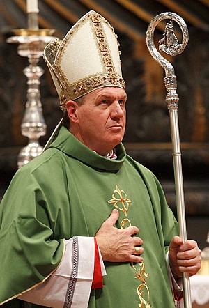 Bishop O'Connell congratulates Cardinal-designate Joseph Tobin on Newark archbishop appointment