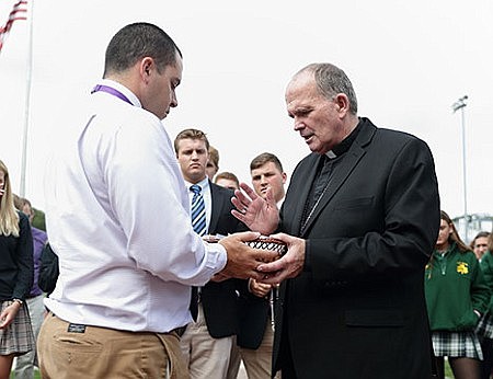 Cathletes collaborate to spread faith through athletics, social media