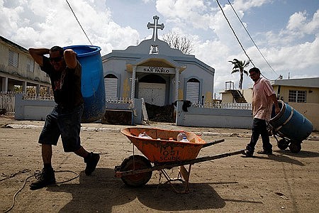 Jesuita en Puerto Rico reporta devastación 'apocalíptica' tras huracán