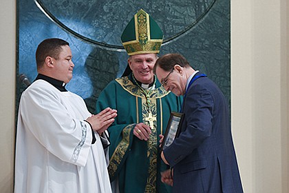 Catholic Schools Mass ends with two schools recognized for achievements  