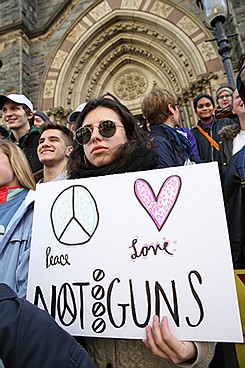Reality of gun violence prompts Washington archdiocesan youth to march 