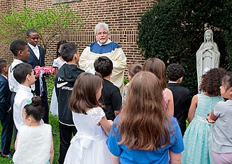 May crownings remain beautiful, beloved Marian tradition