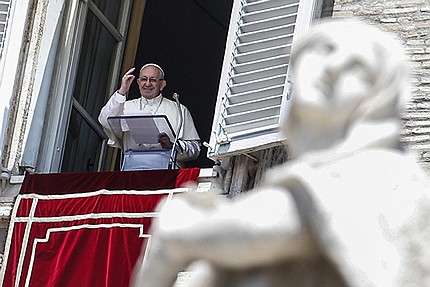 A good Christian shares the Gospel, Pope says 