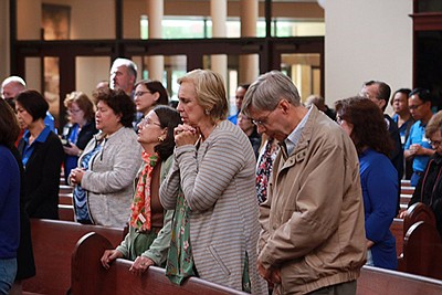NJ Charismatic Conference participants learn about five keys of healing
