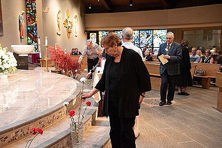 Diaconate community urged to keep the faith, have hope in times of grief