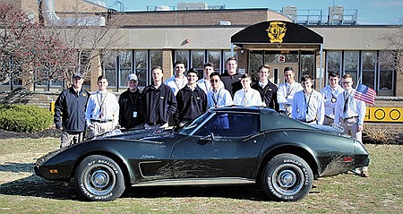 Classic Car Club members restore 'a Vette for a Veteran'