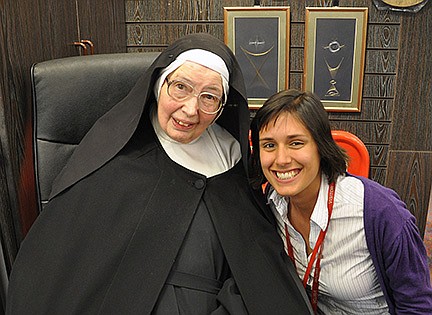 Sister Wendy Beckett, art critic and British TV star, dies at age 88