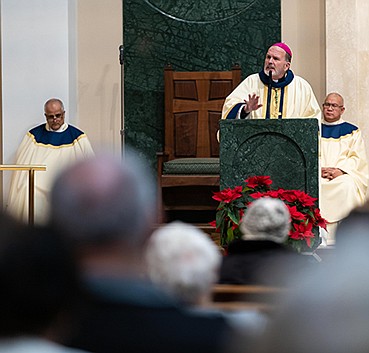 Bishop, Diocese's faithful gather to pray on eve of March for Life