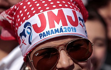 De diferentes naciones, pero fe une a peregrinos de la JMJ en Panam&#225;