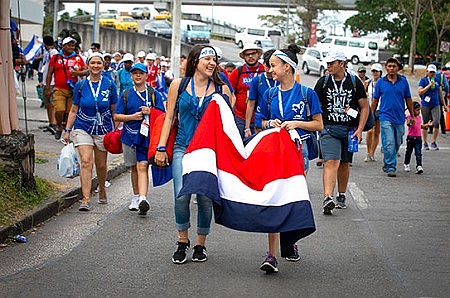 Panama shows solidarity with pilgrims along route to World Youth Day vigil  