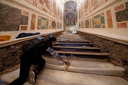 SUBSCRIBER EXCLUSIVE: Worn marble steps of Holy Stairs to be uncovered for public to climb