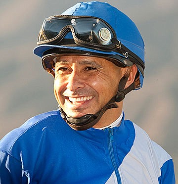 Jockey Mike Smith, 2018 Triple Crown winner, relies on Catholic faith