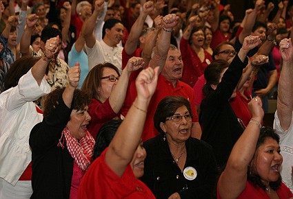 Hispanic Catholics welcome Holy Spirit in Pentecost celebration 