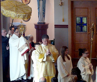 Parishioners enriched by Eucharistic adoration