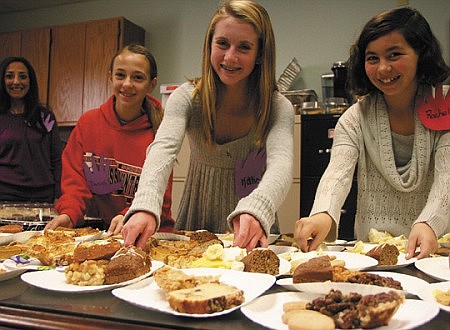 At Epiphany Parish, a community of support on Thanksgiving