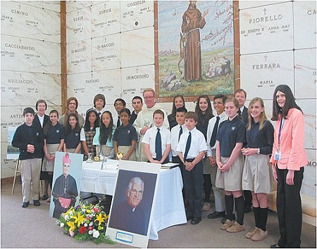 Student council members make pilgrimage to Bishop Ahr gravesite  