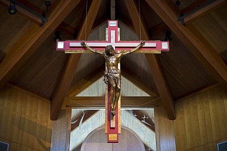 Parish shines spotlight on new crucifix with old pedigree 