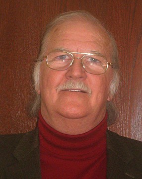 Former veteran aids peers through Catholic Charities' education series  