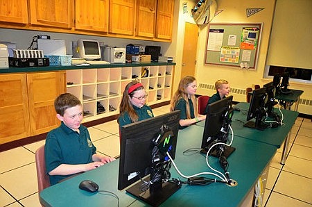 Wireless computer lab provided in St. Paul School