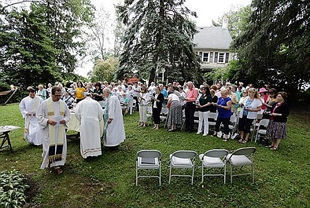 At 40 years, Francis House continues to be a 'meeting place with God' 