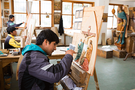 SUBSCRIBER EXCLUSIVE: High in the Andes, Peruvian artisans create sacred art