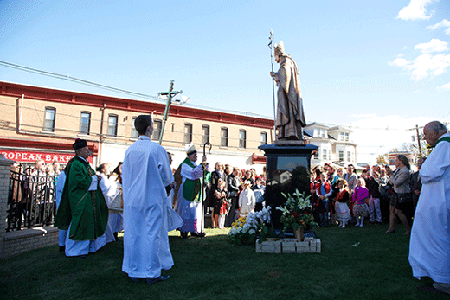 Bishop blesses St. John Paul II statue and chapel 