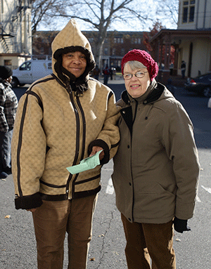 Mount Carmel Guild shares spirit of Thanksgiving with those in need  