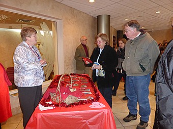 Valentines from Africa touch the heart of a parish