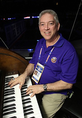 SUBSCRIBER EXCLUSIVE: Playing organ for New York teams is sports heaven for church musician