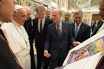 SUBSCRIBER EXCLUSIVE: Pope receives fine-art Bible created to 'ignite spiritual imagination' 