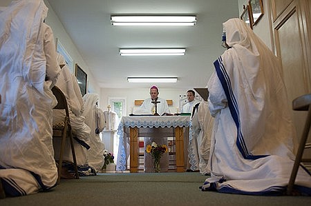 Day of grace and renewal for Bishop and Missionaries of Charity