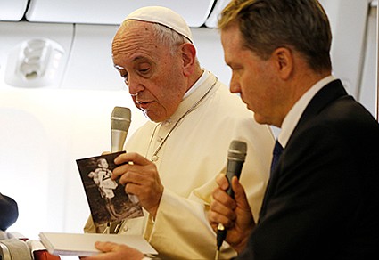 Pope begins seven-day pilgrimage to Chile, Peru