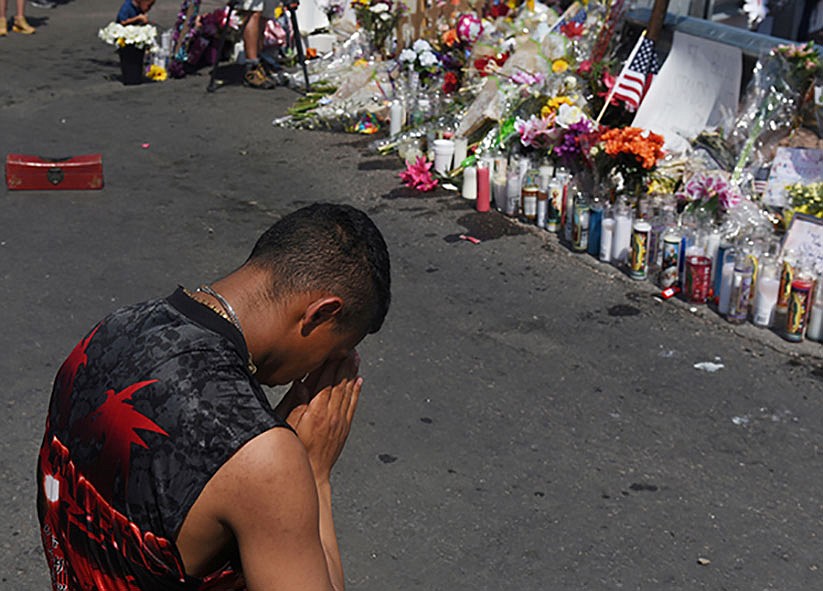 La fe estaba presente 'en los momentos más oscuros', dice sacerdote  