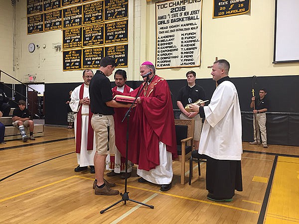 Bishop joins SJV community for Mass to kick off school’s 50th year