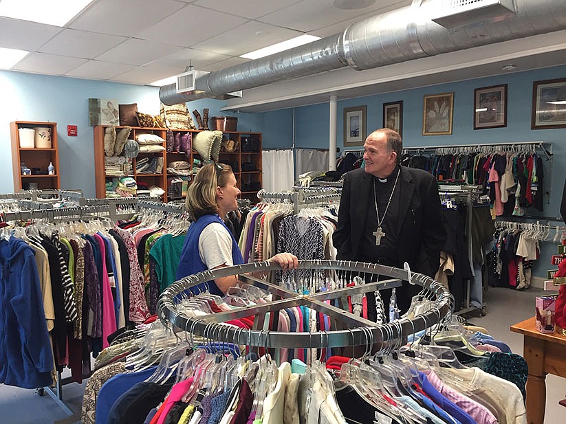 Bishop blesses SVDP Thrift Shop in Brick