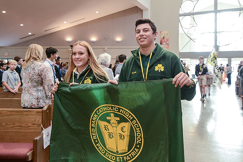 At Catholic Schools Mass, Bishop reminds students how to make a difference in world