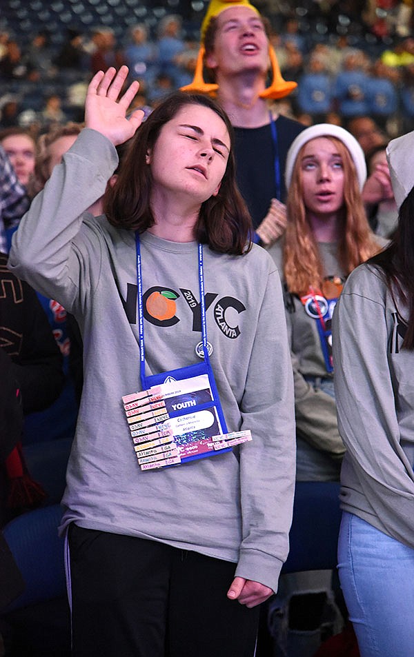 NCYC goes from rowdy to reverent for Blessed Sacrament, Pope's message