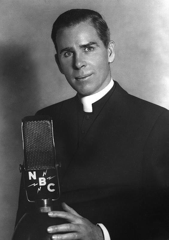 Catholics urged to pray novena for Archbishop Sheen's beatification 