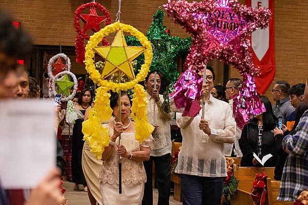 Bishop joins St. Ann Parish for Simbang Gabi celebration