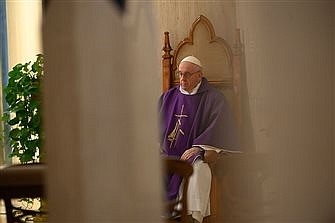 Pope offers Mass for those living in fear of pandemic